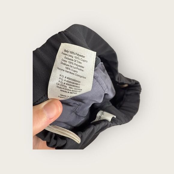 Wilfred Black Tapered Crepe Crop Pants – Size 4 - Picture 5 of 5